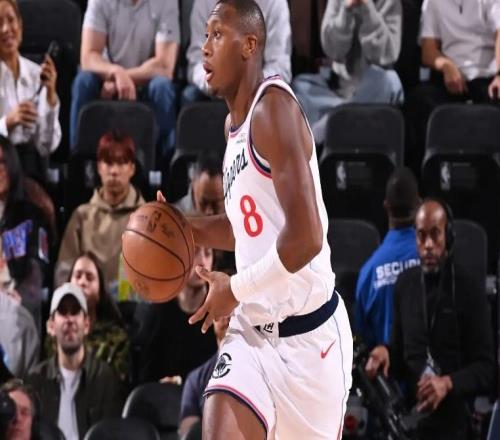 三分命中率达到40%，快船后场大闸在进攻端的表现越来越好了