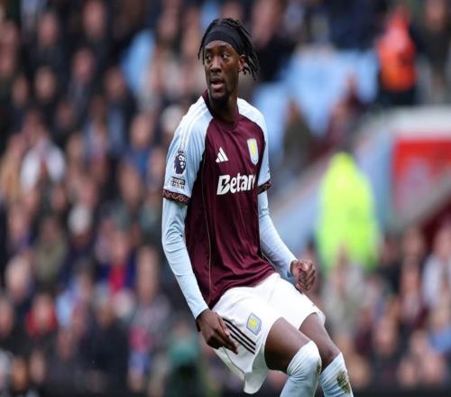 亚伯拉罕：要帮维拉实现赛季目标，现在每一场都如同杯赛决赛