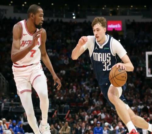 杜兰特13+8仍该夸，基德赛后怒批裁判！申京毫无借口，阿门创纪录