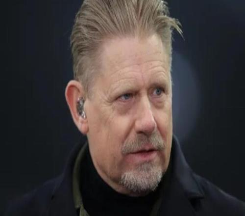 舒梅切尔：曼联利物浦怎么会没发现范德芬，他也太出色了