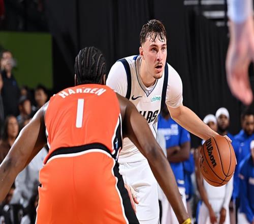 面对快船打出统治级表现！独行侠状元郎也开始找到自己的感觉了