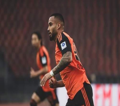 津门虎一买一卖赚了，西乙队长花30万于根伟打双前锋凑齐5外援