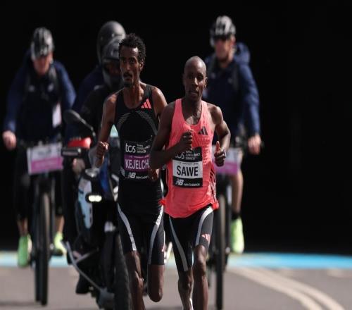 马上评马拉松首次“破2”：人类永远不为自身设限