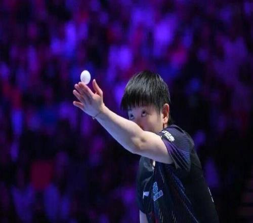 历史首人！孙颖莎成就乒乓球世界杯女单三连冠