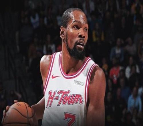 老而弥坚，杜兰特砍25分5帽，成为NBA拿到该数据最老的前锋