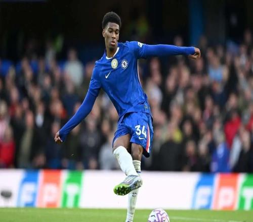 全市场：佛罗伦萨冬窗想签一名后卫，首选是切尔西的阿昌庞