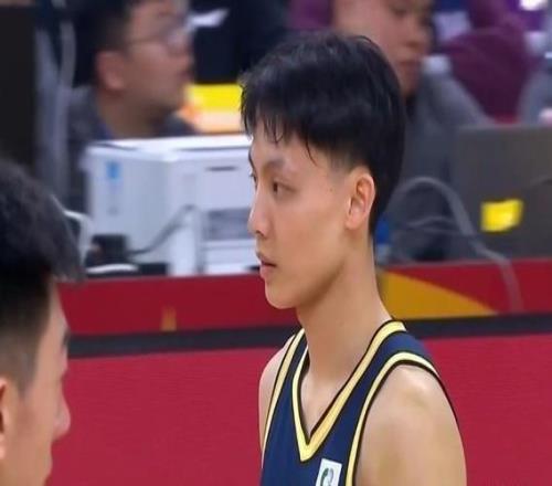 主场作战状态糟糕！广东2连败期间徐杰运动战19中3三分10中0