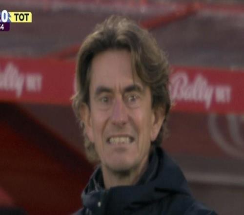 热刺英超前16轮仅积22分，上一次同期积分更少是在0809赛季