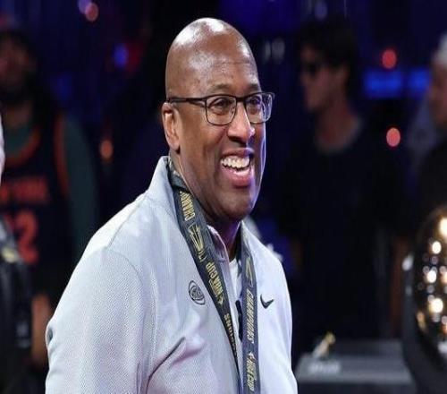 迈克布朗：我爱尼克斯球迷最振奋的是将能在主场升起冠军旗帜