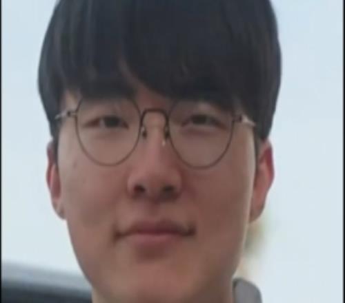 T1分享队员沙特旅游短片：当世界冠军来到红海