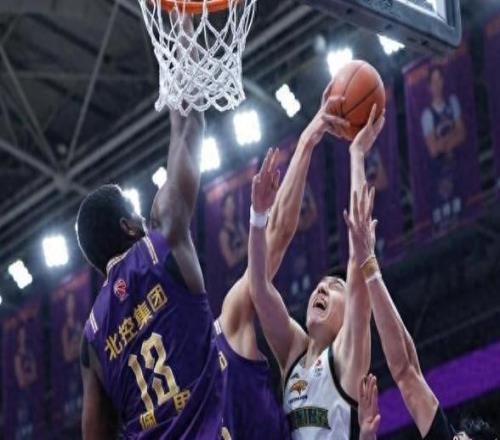 CBA常规赛：北控队主场4分险胜辽宁队止连败