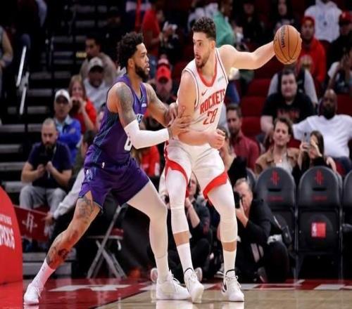 被压制！火箭命中7三分仍落后12分：申京6中1，杜兰特6分苦撑