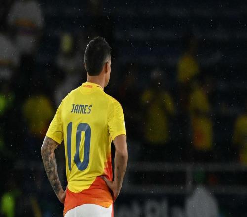 世界杯金靴又失业！34岁J罗遭墨超鱼腩放弃离开皇马后5年已换6队