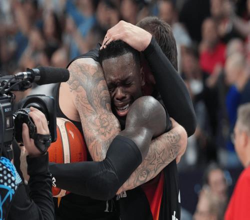 锁定名人堂！NBA换了9队，国家队拿2冠，还赚1亿美元太成功