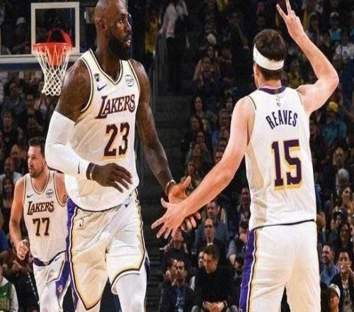 三巨头化学反应升级！东契奇生日夜轰26+8扫除阴霾