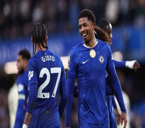 古斯托传射，切尔西20埃弗顿豪取31场不败，送莫耶斯2大耻辱纪录