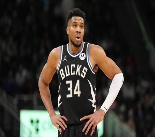 字母哥对勇士没兴趣，罪魁祸首居然是格林，杜兰特如释重负