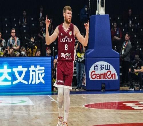 贝尔坦斯：库鲁茨回归国家队后我们的目的就是确保大家步调一致