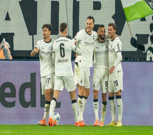 德甲最新积分战报莱比锡闷平门兴难追拜仁多赛一场落后5分