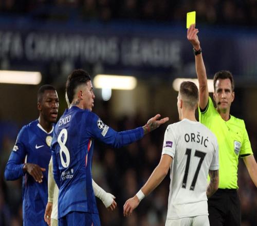 第78分钟绝杀！英超豪门险胜，挤进欧冠晋级区，巴萨曼城掉出前8