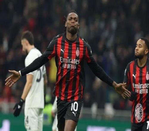 参与进球100+丨莱奥：在学习踢9号位