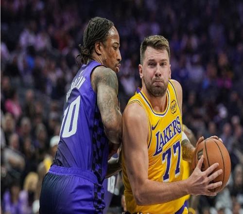 三节40分末节仅2分！东皇42+8+7+4断吞里程悲三分+防守差到极致