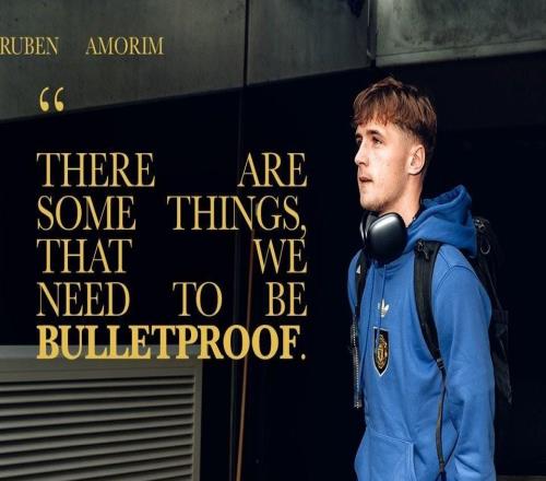 弗莱彻替补，曼联连续88年一线队比赛名单有青训球员纪录延续