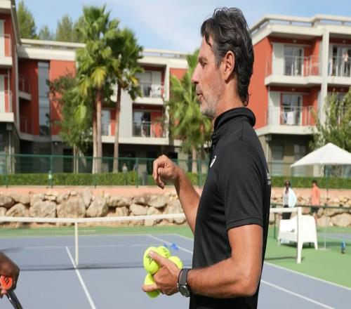 莫拉托格鲁：球迷老龄化越来越严重，年轻人不再看比赛而只看集锦