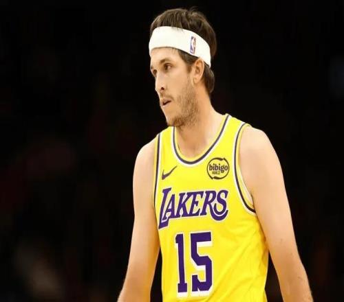 湖人最大收获！里弗斯高效连爆五场，老詹公开称赞，进攻太全面了