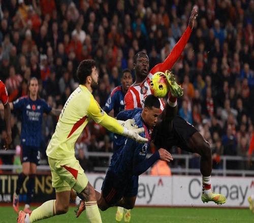 英超：黑马横行！阿森纳补时遭绝平，痛失好局