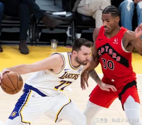 NBA最新排名出炉！火箭守住第五，一队反超快船，湖人也躲过一劫