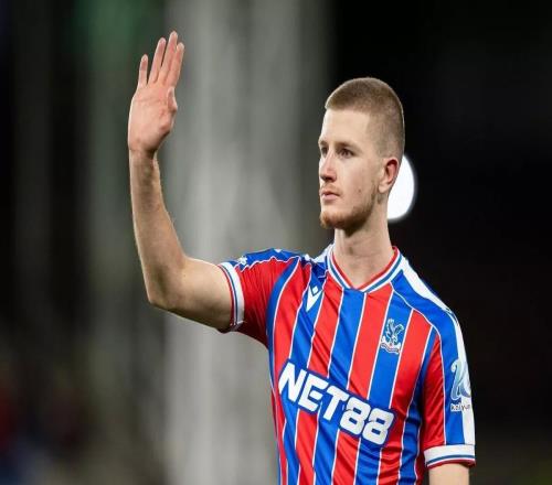 镜报：曼联有信心在明夏以7000万镑签下亚当沃顿