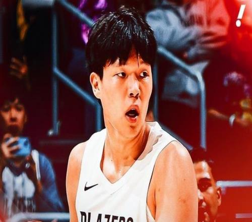 国内媒体热议杨瀚森下放G联赛锻炼：要增强危机感静下心提升自己