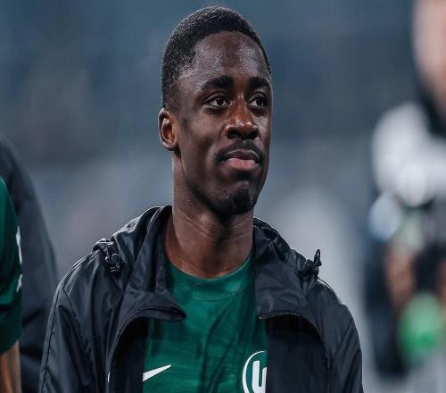 官方：沃尔夫斯堡买断里昂20岁后卫昆贝迪，双方签约至2029年