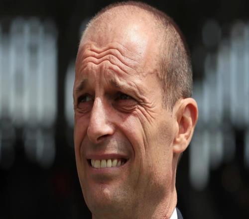 21岁葡萄牙后卫成米兰转会对象：身高接近两米的巨人，打豪门靠谱