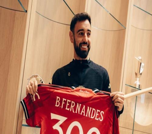 B费：目标是带领曼联拿下英超和欧冠冠军，我的使命很明确