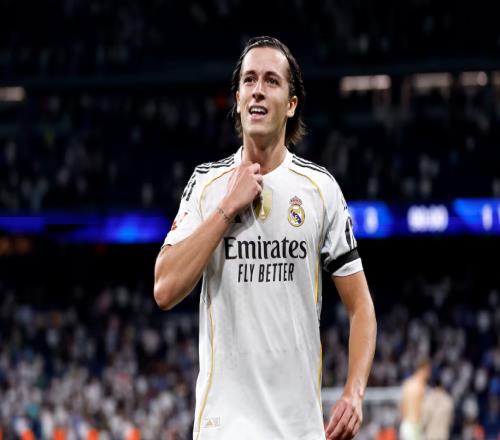 皇马的左路选择：信任危机下，阿韦洛亚选择押宝卡马文加