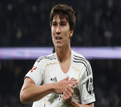 何塞卢：我对贡萨洛的爆发一点不意外，他的门前嗅觉非常出色