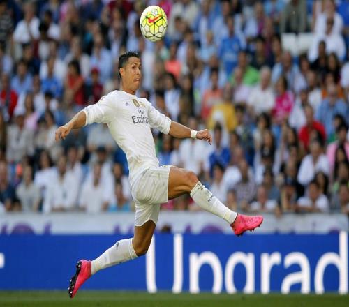 皇马单年进球纪录之争：姆巴佩已经追到55球C罗的纪录危险了