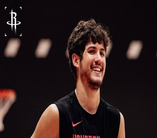 恭喜谢泼德！获乌度卡点名，可平替范弗里特2阵核心非他莫属