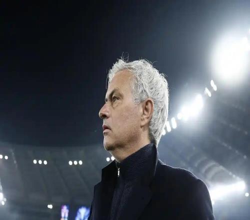 布兰科称西甲媒体的报道有些过分，阿隆索要有穆里尼奥的魄力