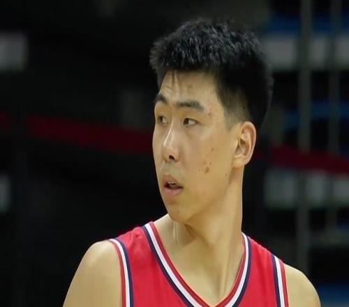 徐昕：扣麦基一球没什么想法，人家没转过来真正防守我