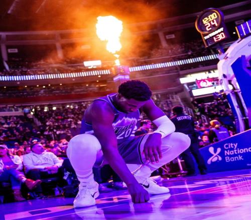 麻了！7换4大交易，3场就赛季报销+罚款50万，为了状元，爵士拼了