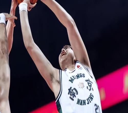 同曦输宁波算是废了！郭昊文唯一支柱，马鑫鑫唯一惊喜，其余全垮