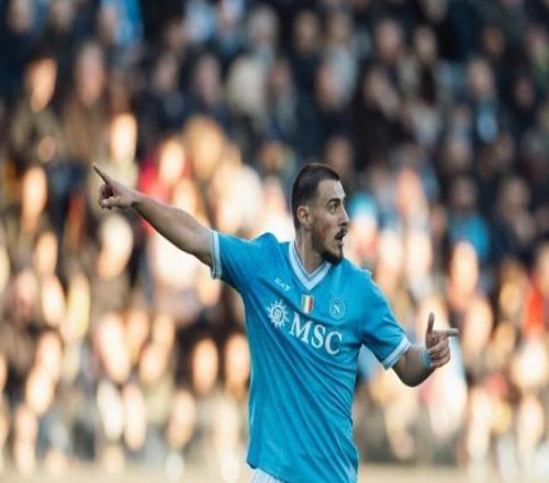 曼联弃将独造2球，AC米兰02那不勒斯无缘卫冕，意甲单线争冠