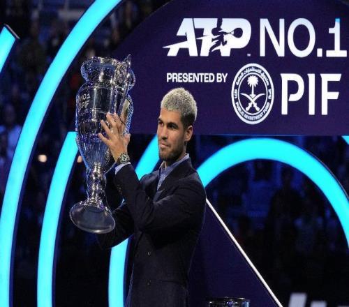 阿卡2025赛季一项壮举被赞伟大，同胞福基纳获称本赛季最悲情球员