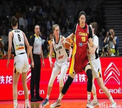女篮世预赛张子宇内线独木难支，中国女篮惨败比利时队