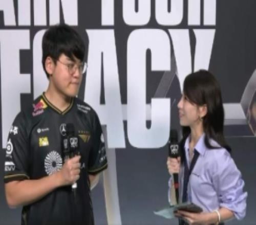 Guma：我们世界赛一般都能打到决赛吧所以这次也是差不多的感觉