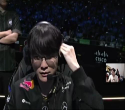 记得：这次S赛上路想打优势的都遭重，Bin哥宙斯多兰