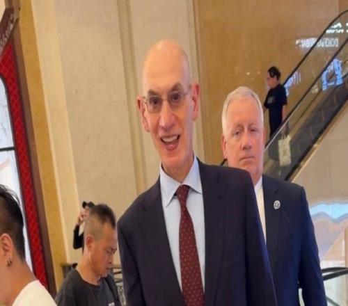 NBA澳门风云！中国赛大牌名流聚会：肖华、马云、成龙、姚明在列